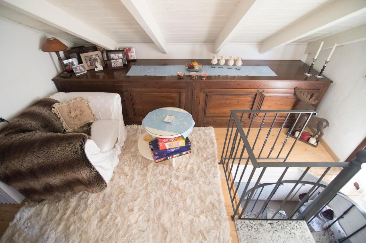 Cozy Attic Apartment Арахова Екстериор снимка